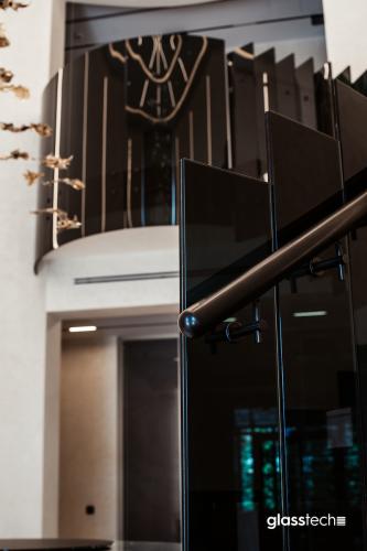 temperli məhəccər şüşə